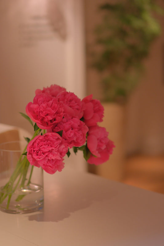 お花があるか、ついチェックしてしまう職業病。