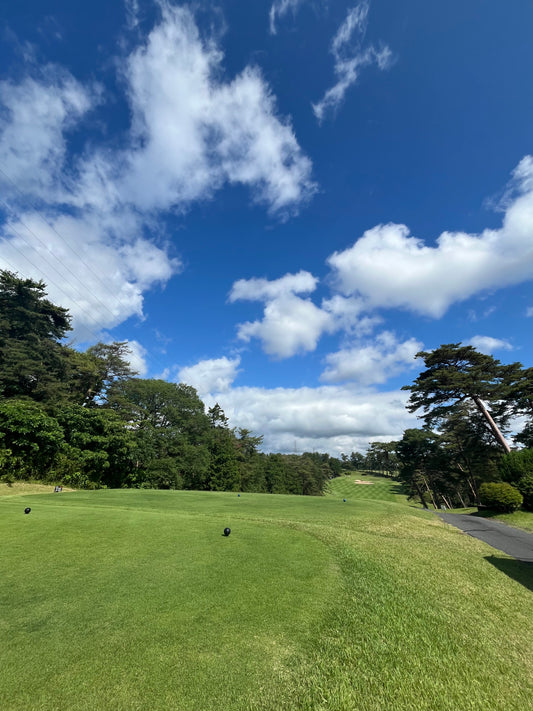 大さじ1杯の土に、およそ100億個の微生物がいる