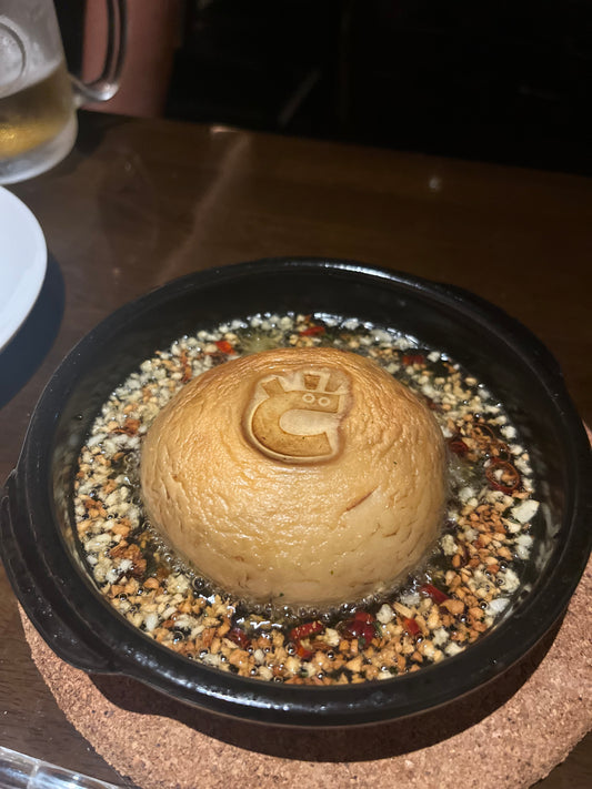 お花って必ず枯れる。